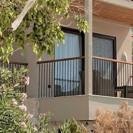 Asfiya Sea View Hotel